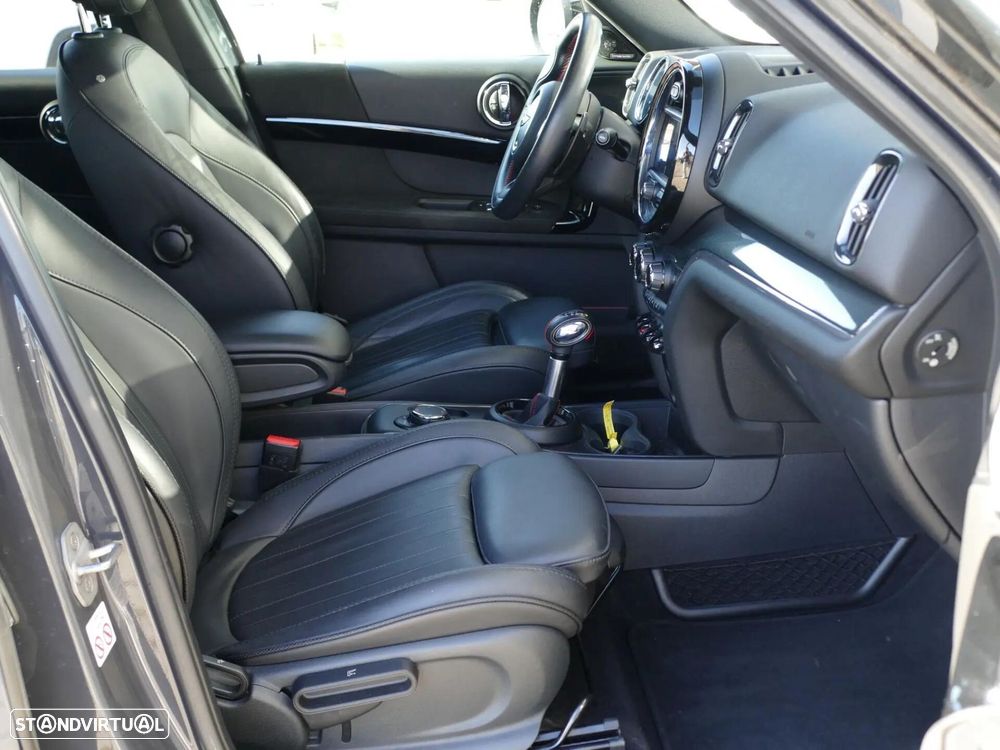 MINI Countryman John Cooper Works ALL4 Auto Desportiva - 26