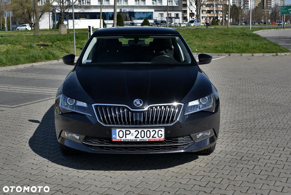 Skoda Superb 1.4 TSI ACT Ambition - 10