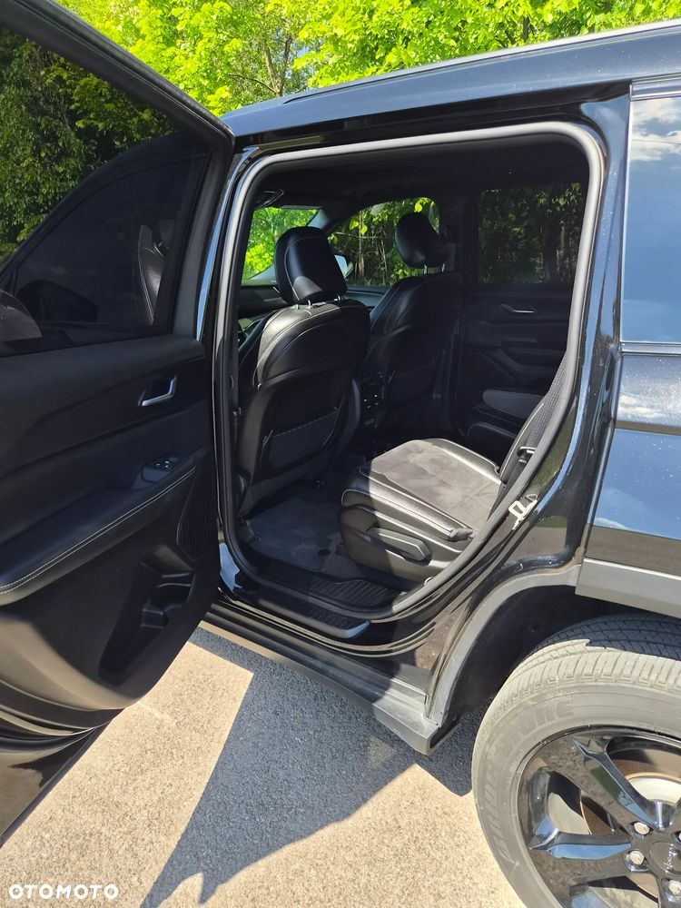 Jeep Grand Cherokee - 15