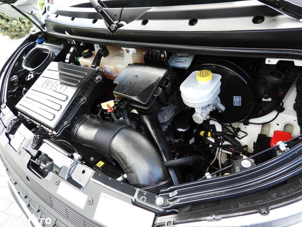 Iveco DAILY 35S16 SKRZYNIA 10 PALET TEMPOMAT KLIMATYZACJA  160KM - 25