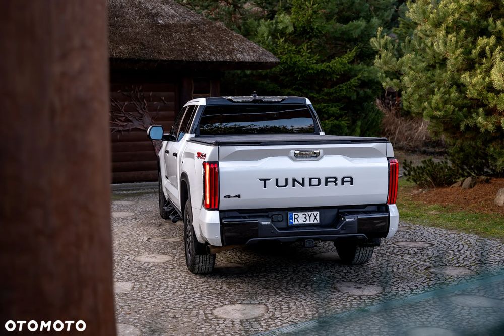 Toyota Tundra - 19