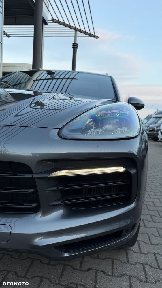 Porsche Cayenne Platinum Edition - 11