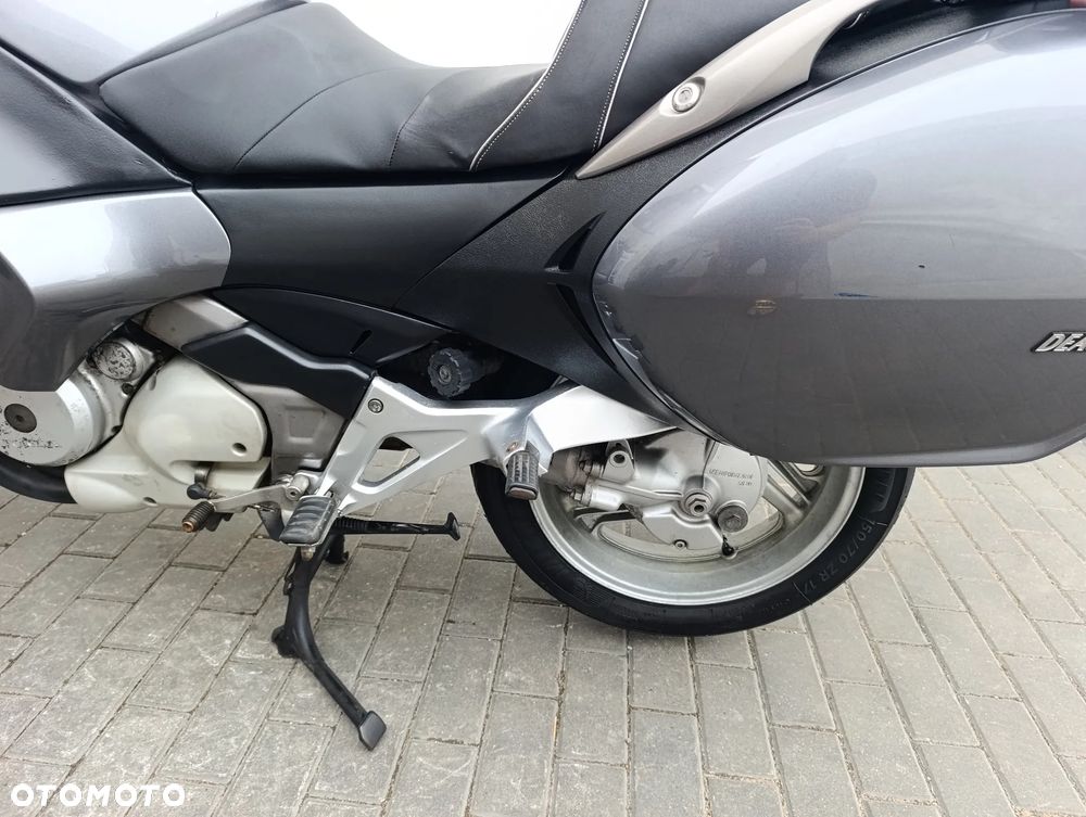Honda NTV - 17