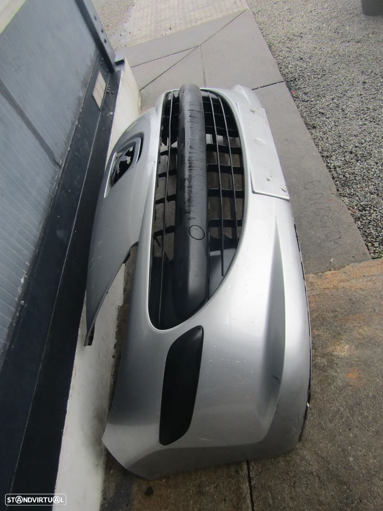 Para-choques Peugeot 207  ano 2007  (original em bom estado - 5