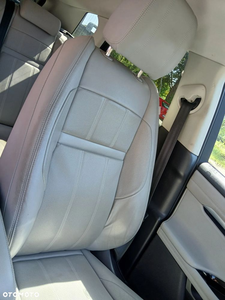 Land Rover Range Rover Evoque 2.0 D200 mHEV R-Dynamic HSE - 14