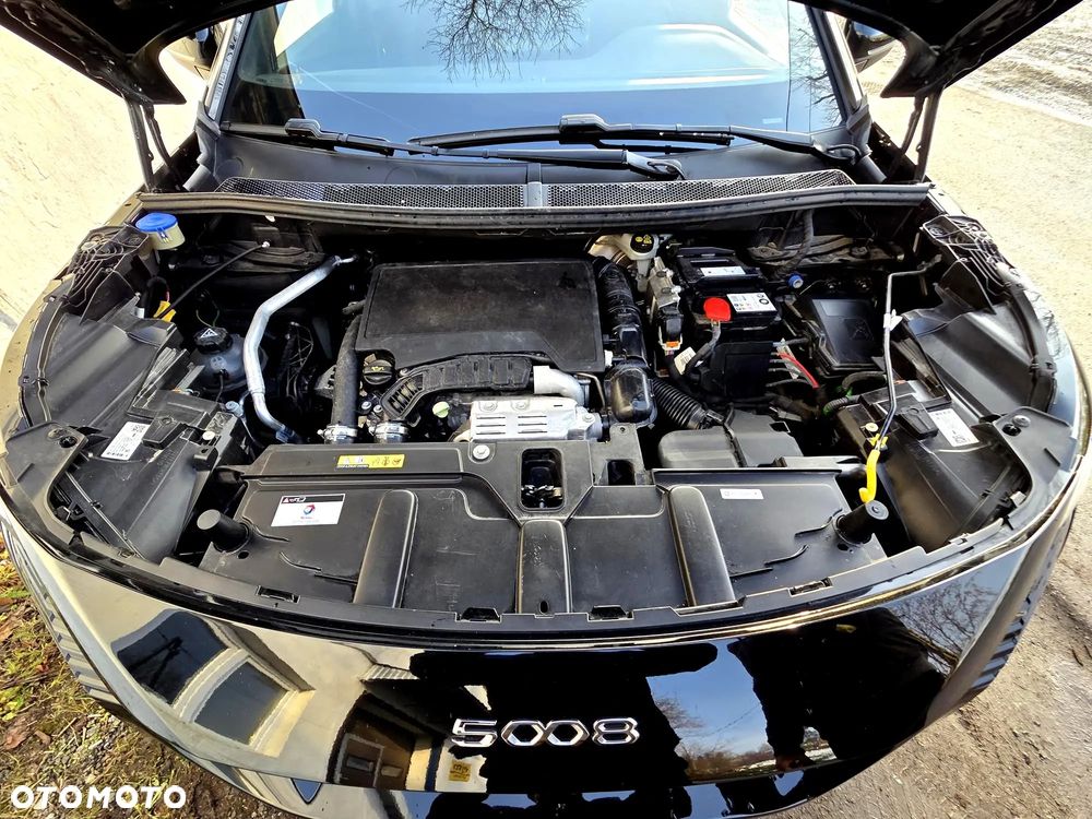 Peugeot 5008 1.2 PureTech Road Trip S&S EAT8 - 38