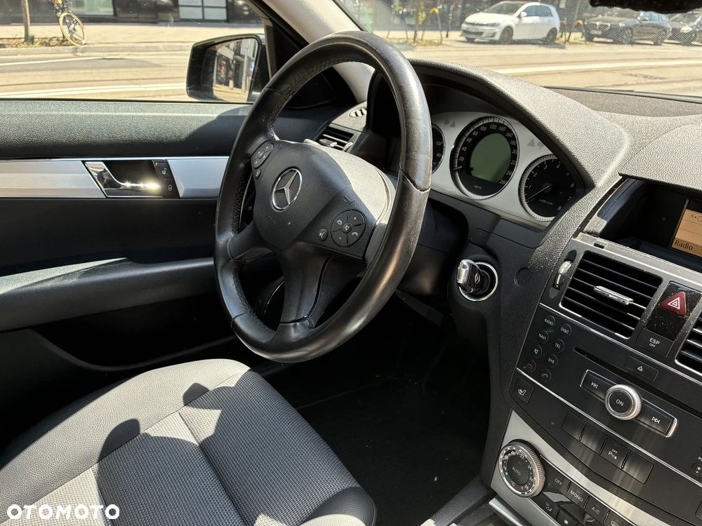 Mercedes-Benz Klasa C 180 Kompressor Classic - 9