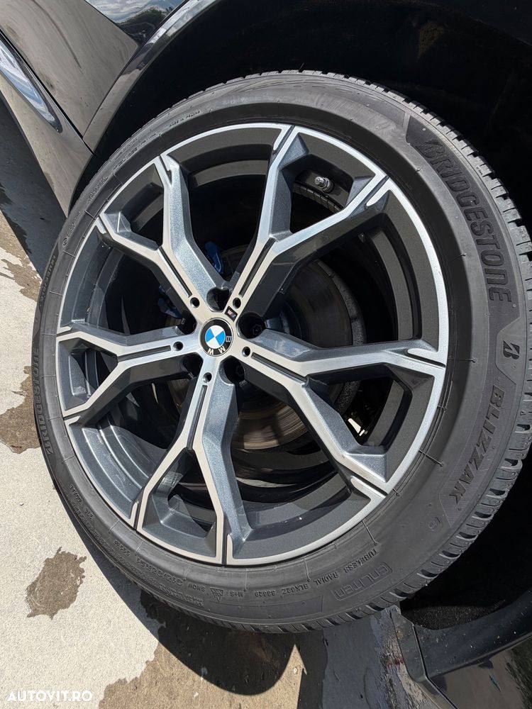 BMW X5 xDrive40i - 12