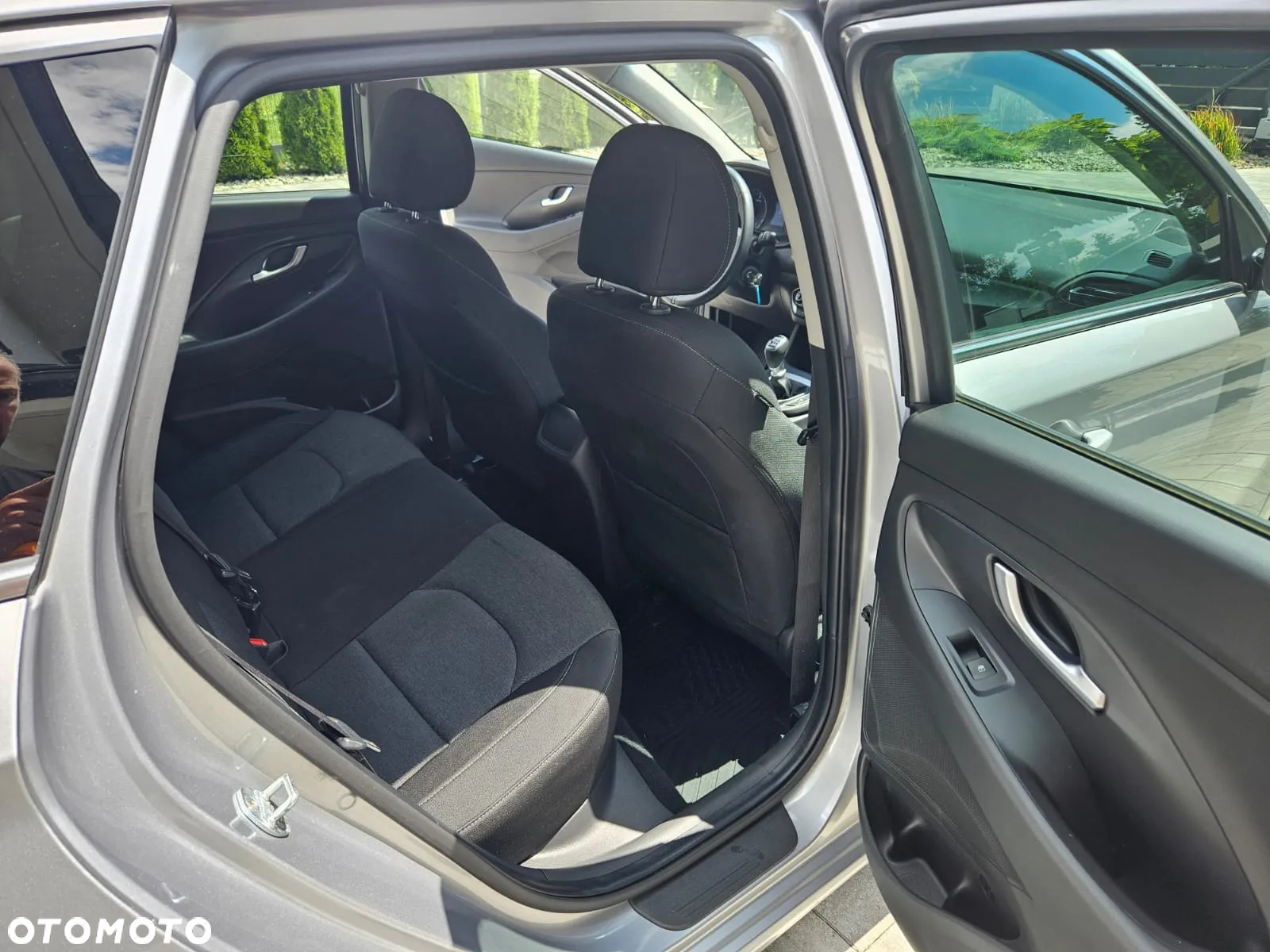 Hyundai i30 1.6 D Classic + - 21