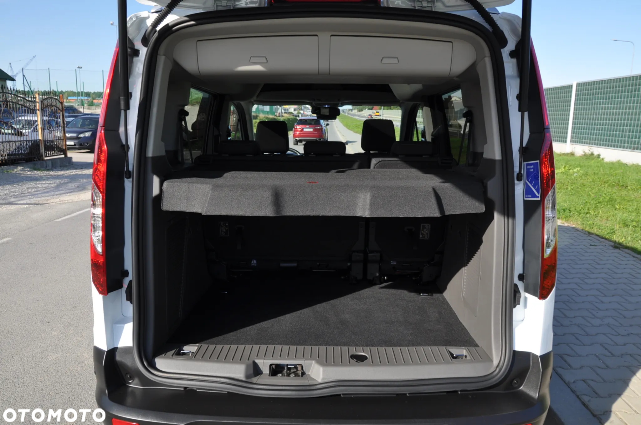 Ford Tourneo Connect 1.5 EcoBlue Active PowerShift - 11