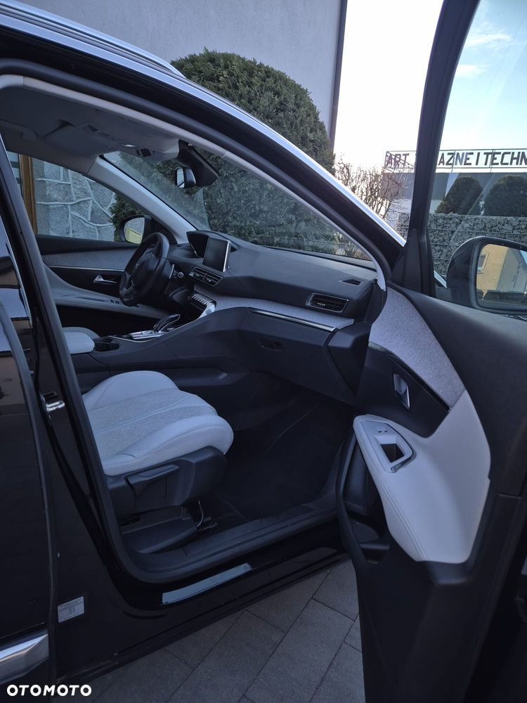 Peugeot 5008 BlueHDi 130 EAT8 Allure - 15