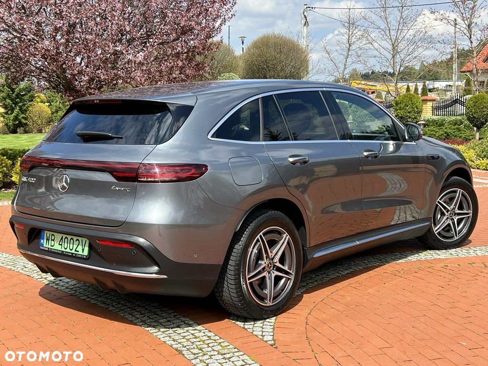 Mercedes-Benz EQC - 11