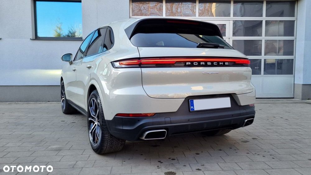 Porsche Cayenne - 7
