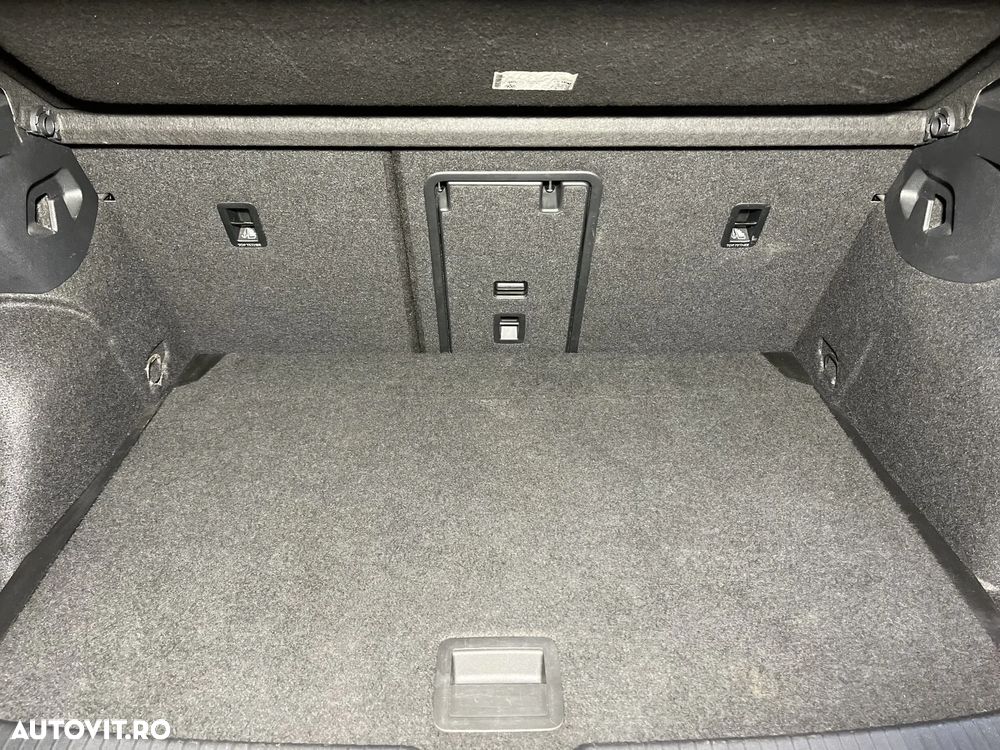 Volkswagen Golf - 15