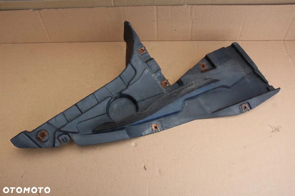 Osłona nadkola lewy przód trójkąt BMW e92 e93 8045399 M-Pakiet LEWA - 1