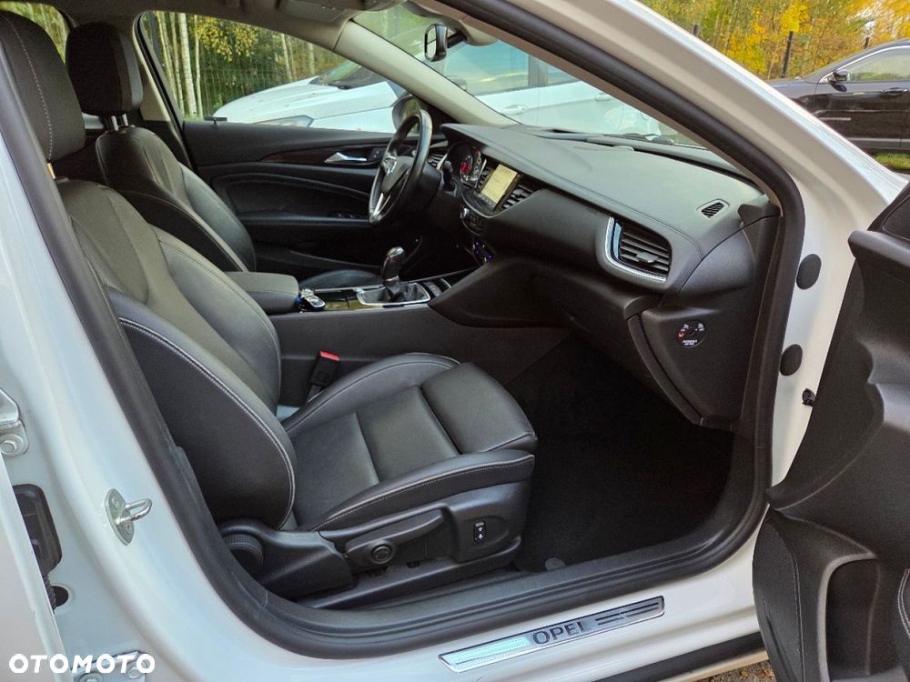 Opel Insignia 2.0 CDTI Exclusive S&S - 26