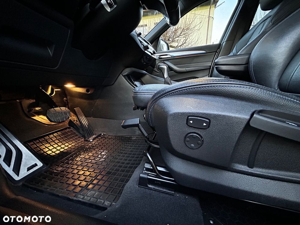BMW X1 xDrive18d M Sport - 16