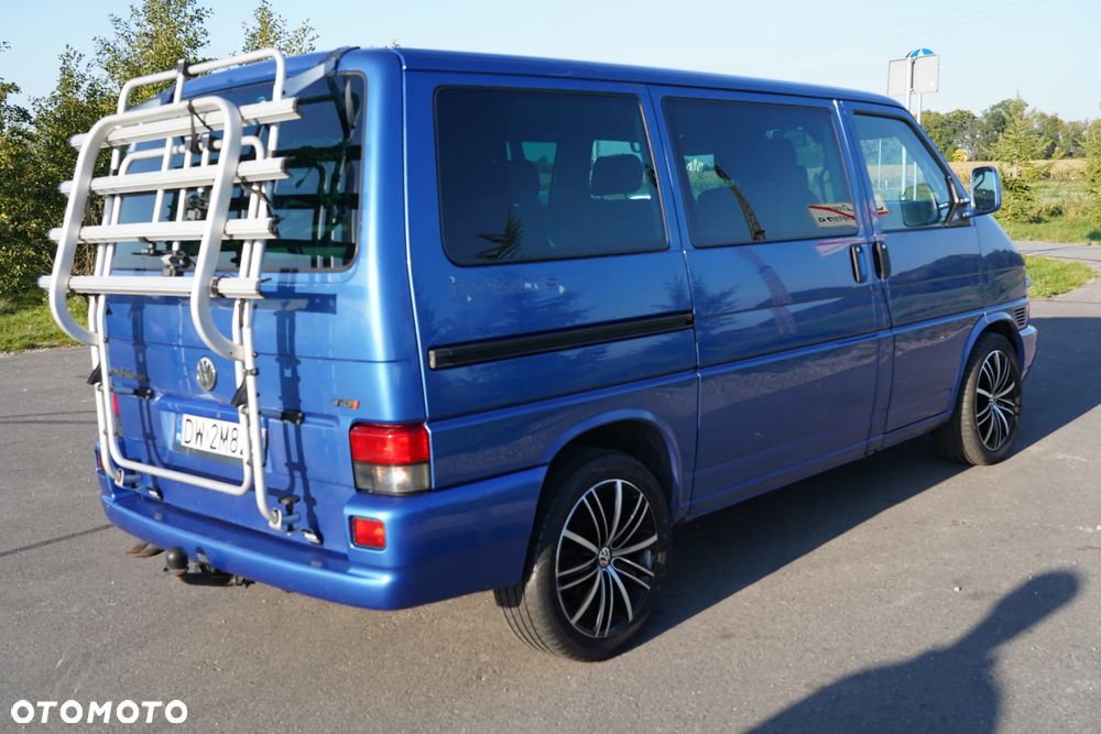 Volkswagen Multivan Standard - 1