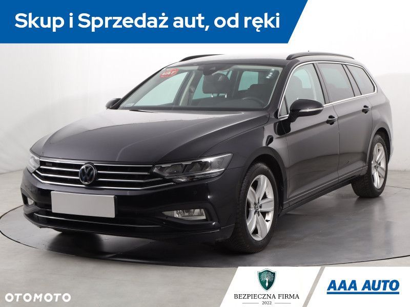 Volkswagen Passat - 2