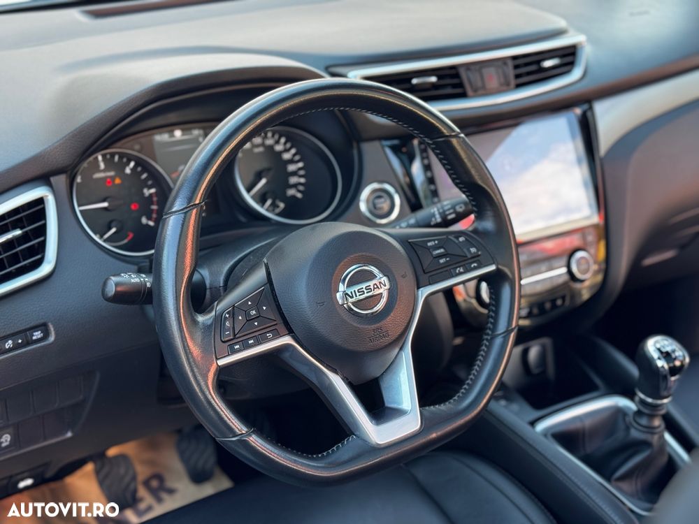 Nissan Qashqai 1.6 DCI TEKNA+ - 27