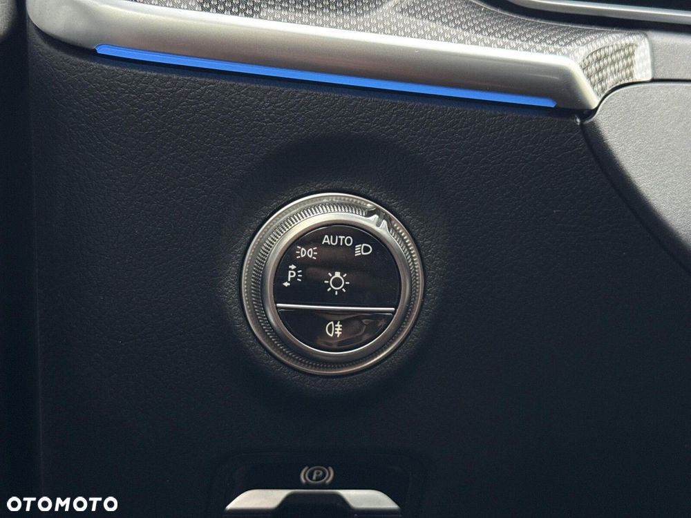 Mercedes-Benz Klasa C - 23