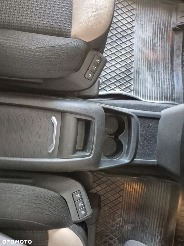Citroën C4 Picasso e-HDi 115 ETG6 Exclusive - 12