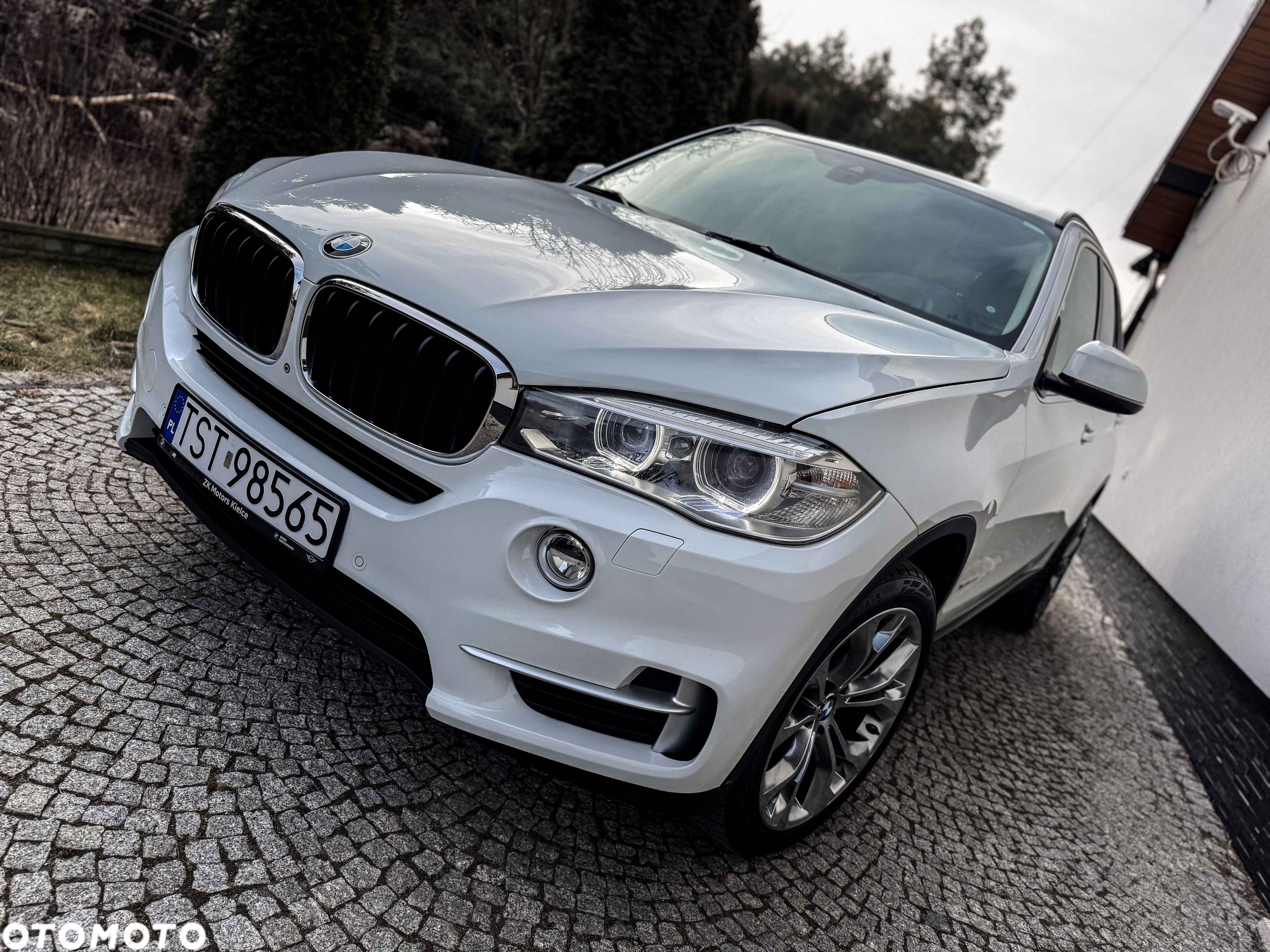 BMW X5 xDrive35i - 2