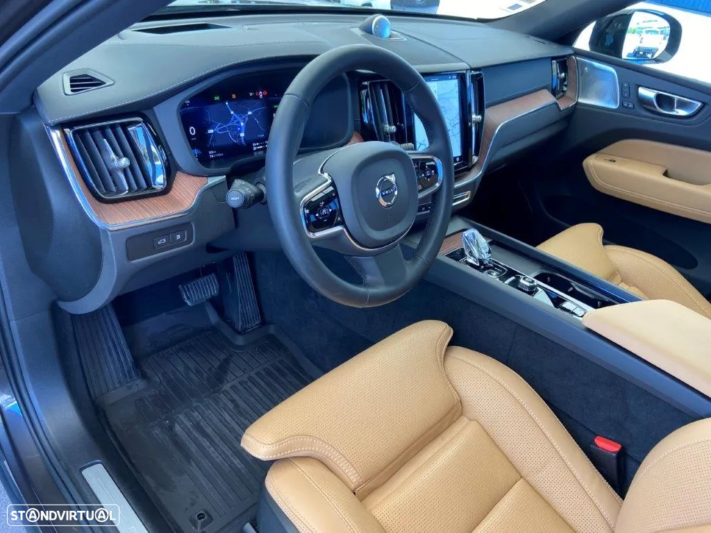Volvo XC 60 2.0 T8 PHEV Ultimate Dark AWD - 10