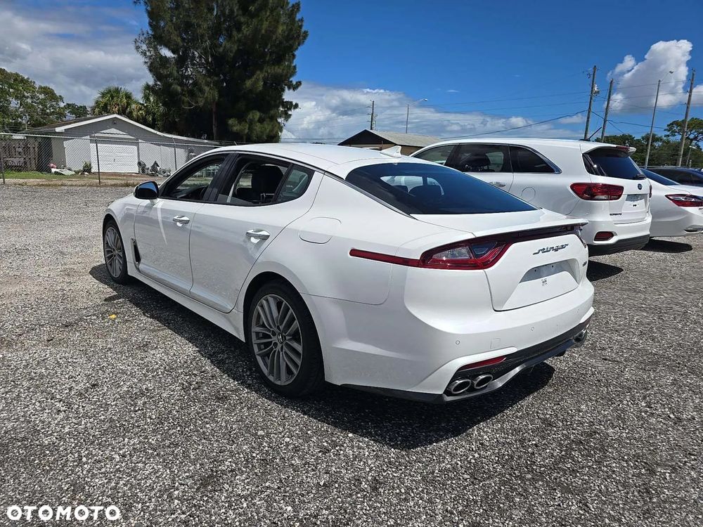 Kia Stinger 2.0 T-GDI GT Line - 3
