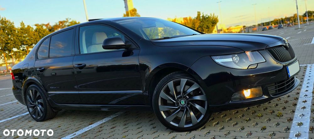 Skoda Superb 3.6 FSI 4x4 Platinum DSG - 8