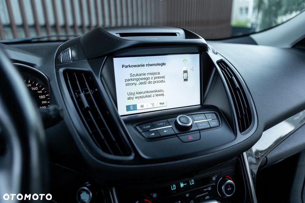 Ford Kuga - 30