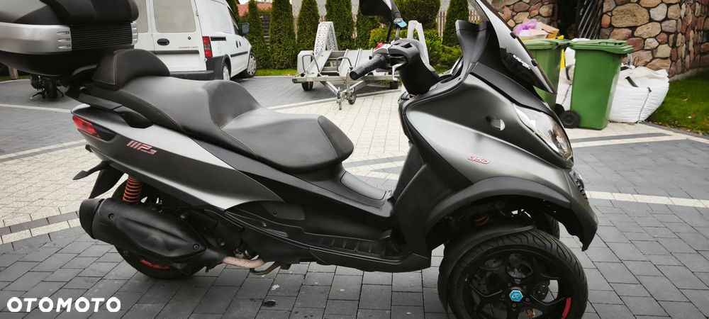 Piaggio MP-3 - 6