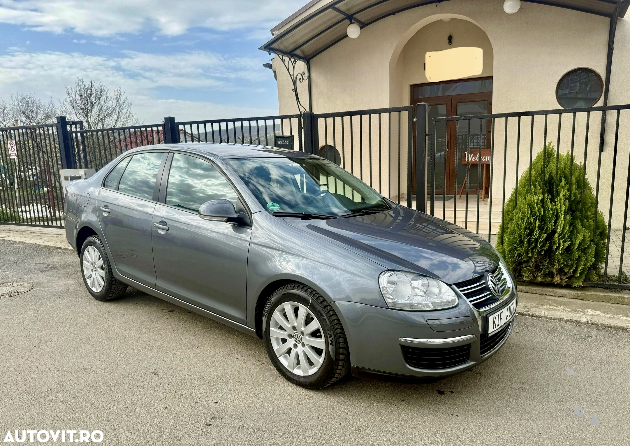 Volkswagen Jetta 1.6 Trendline - 3