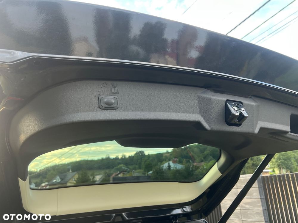 Ford Kuga 2.0 TDCi 4x4 Individual - 28