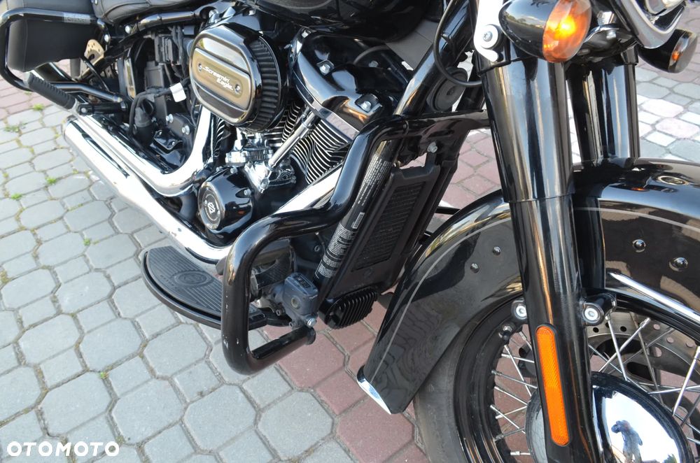 Harley-Davidson Softail Heritage Classic - 25