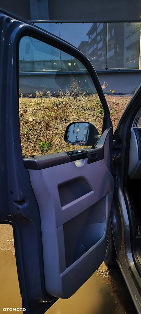 Volkswagen Transporter L2H1 - 18