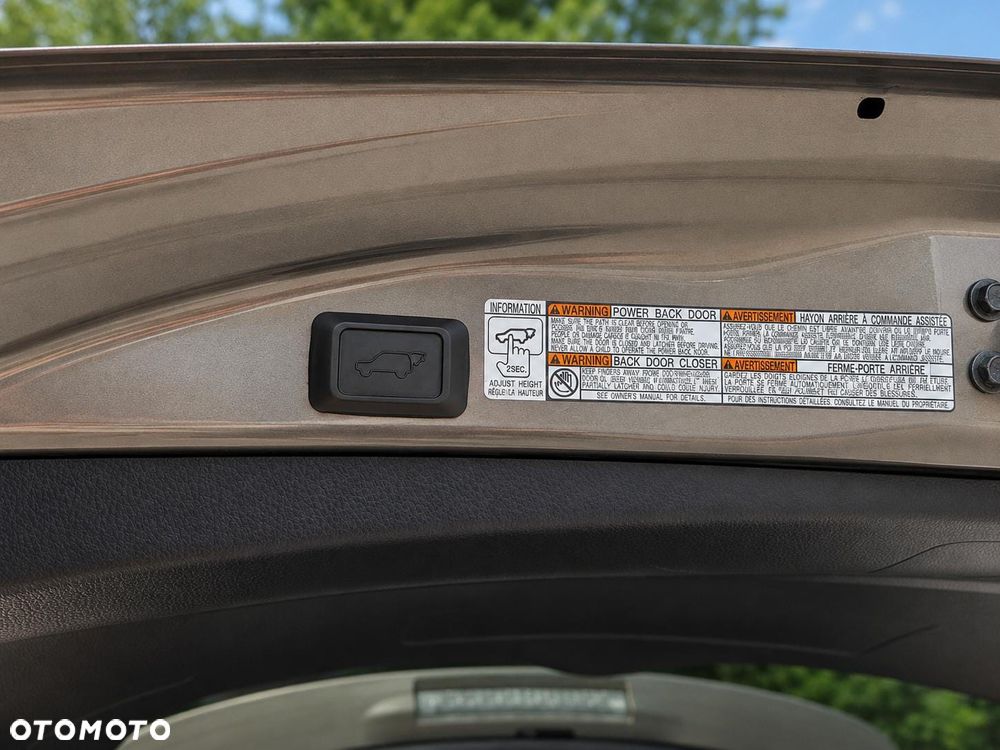 Toyota RAV4 2.0 D-4D Premium 4x2 - 17