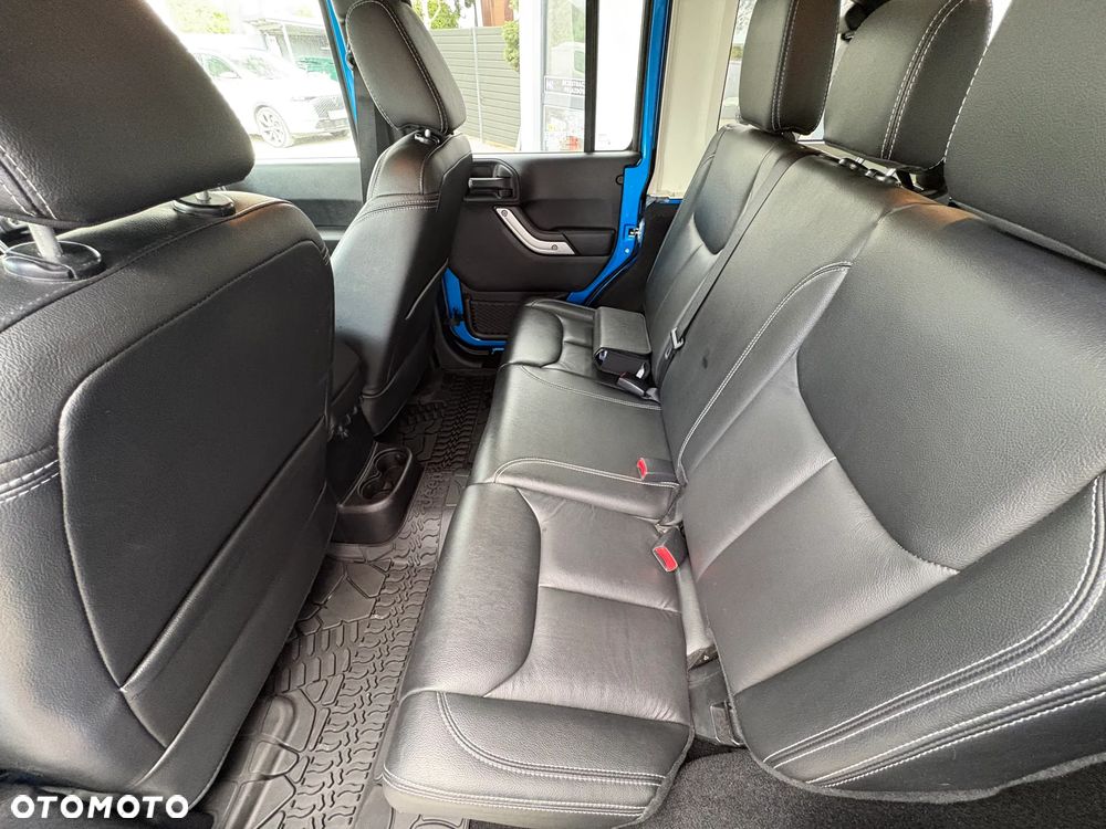 Jeep Wrangler Unlimited 2.8 CRD Automatik Sahara - 8