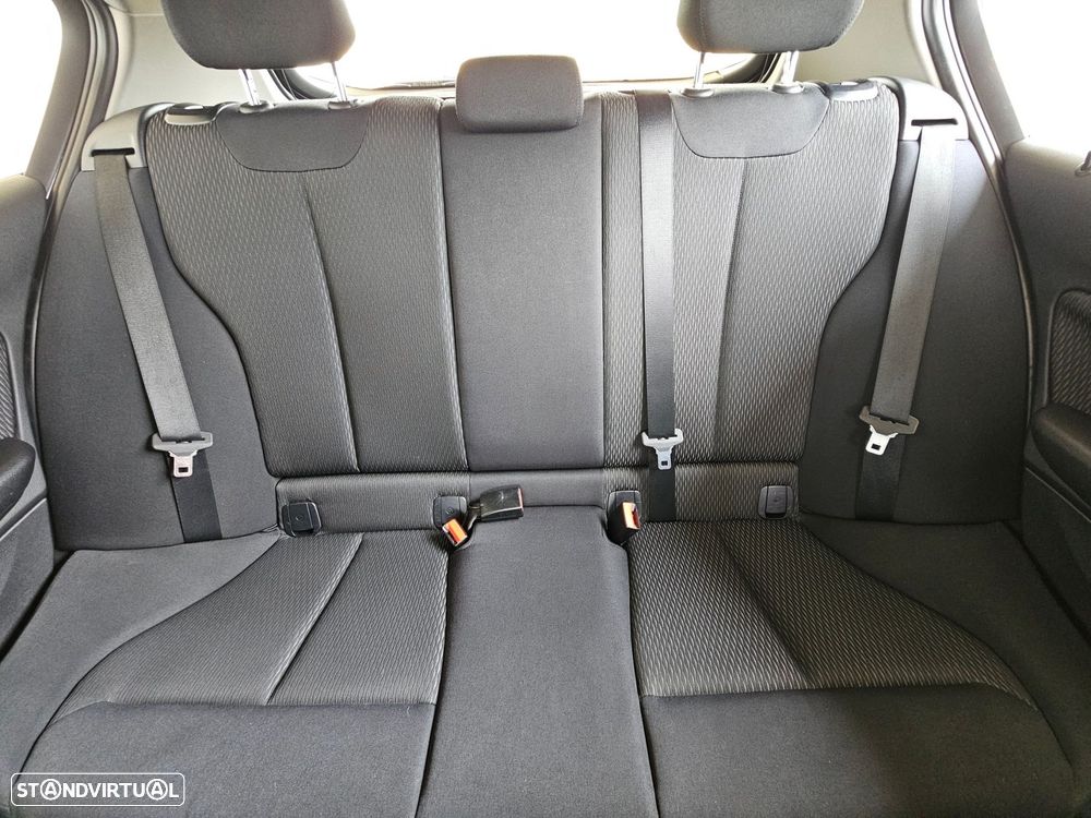 BMW 116 d EfficientDynamics Edition - 18