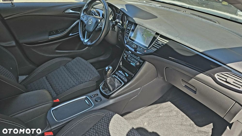 Opel Astra 1.6 Turbo Start/Stop Dynamic - 19