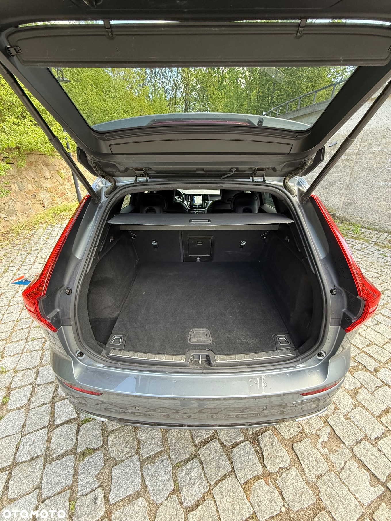 Volvo XC 60 D4 AWD R-Design - 23