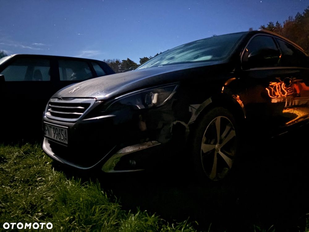 Peugeot 308 PureTech 130 GPF Stop & Start Allure Business-Paket - 7
