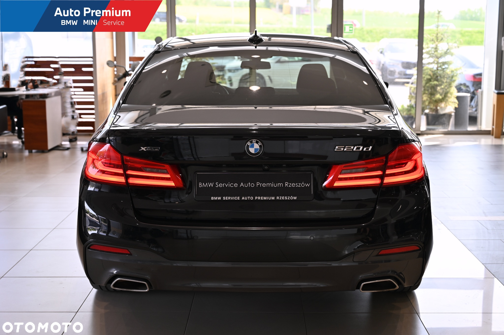 BMW Seria 5 520d xDrive - 7
