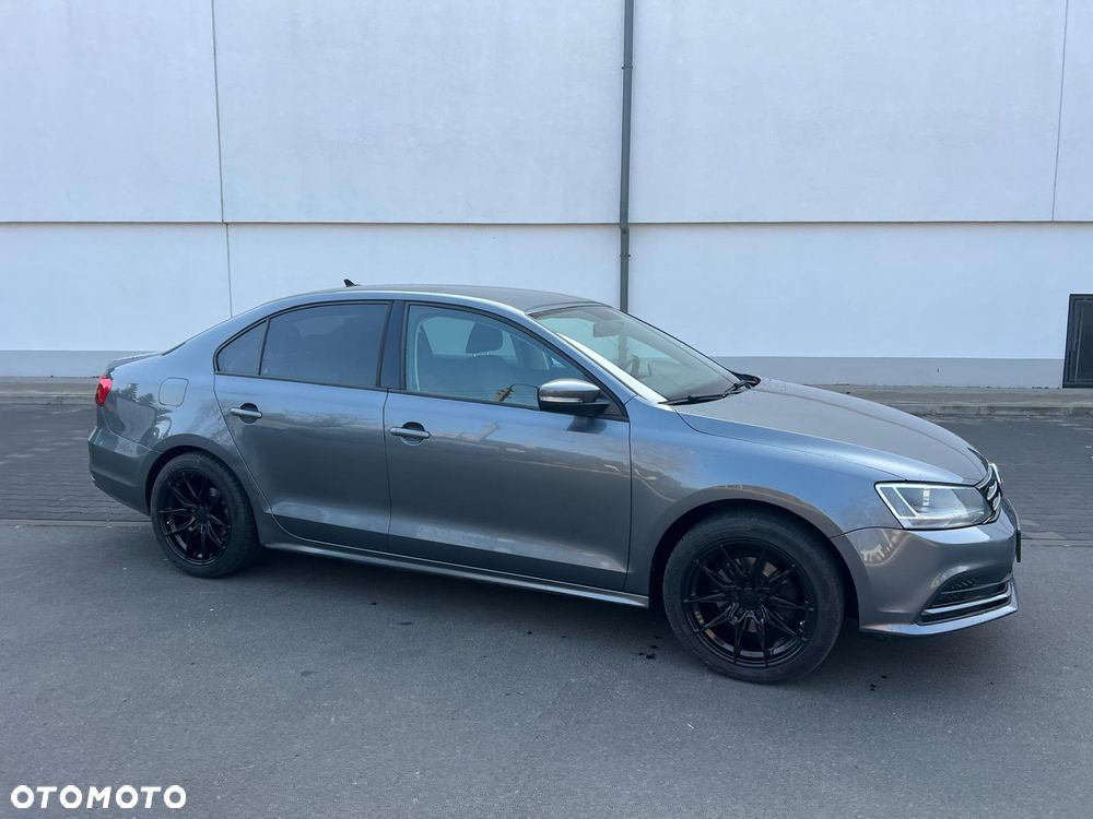 Volkswagen Jetta 2.0 Base - 7