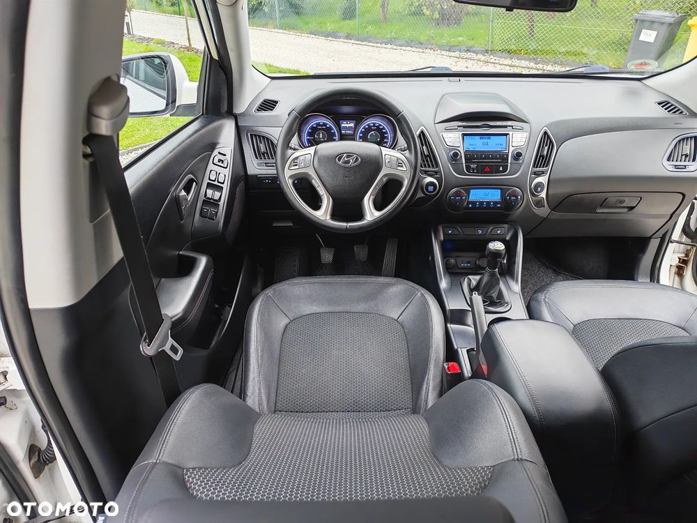 Hyundai ix35 2.0 4WD Premium - 10