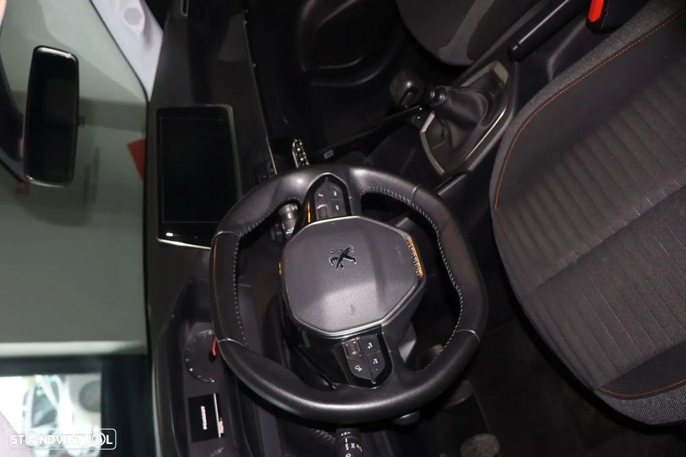 Peugeot 208 1.2 PureTech Active Pack - 5