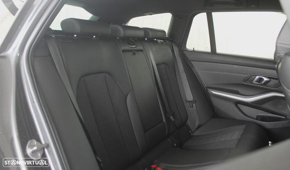 BMW 320 e Line Sport Auto - 17