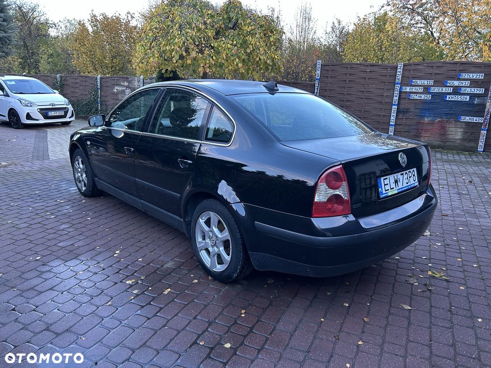 Volkswagen Passat - 3