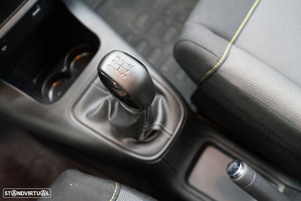 Citroën C3 Pure Tech S&S Shine - 24