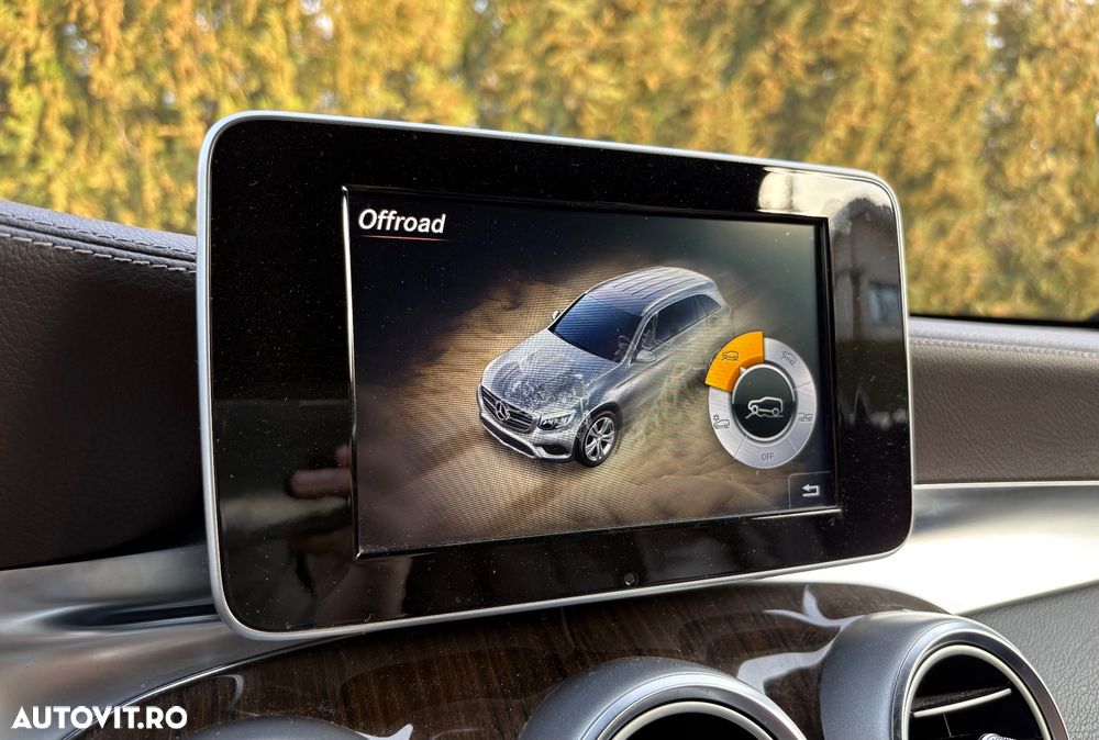 Mercedes-Benz GLC 220 d 4MATIC - 18